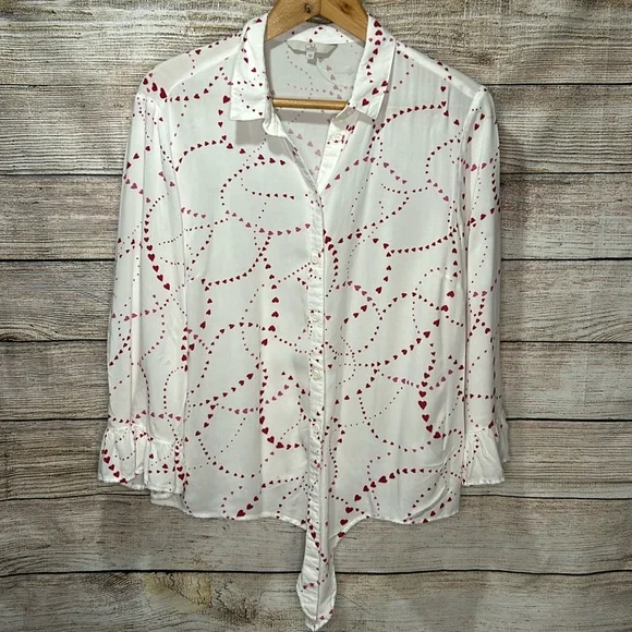 Women's White and Red Button Down Shirt - Picture 4 of 7